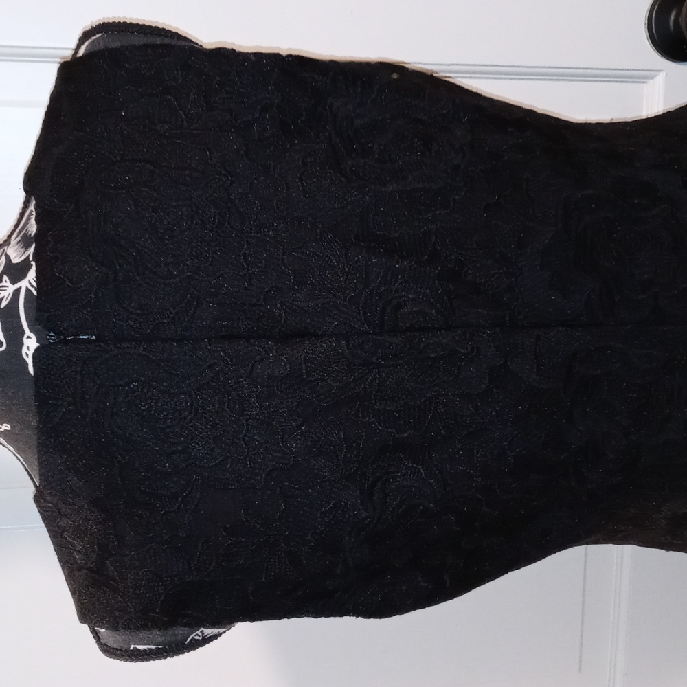 🖤White House Black Market🖤 - Black Fit & Flare Lace Cocktail Dress - Picture 7 of 15
